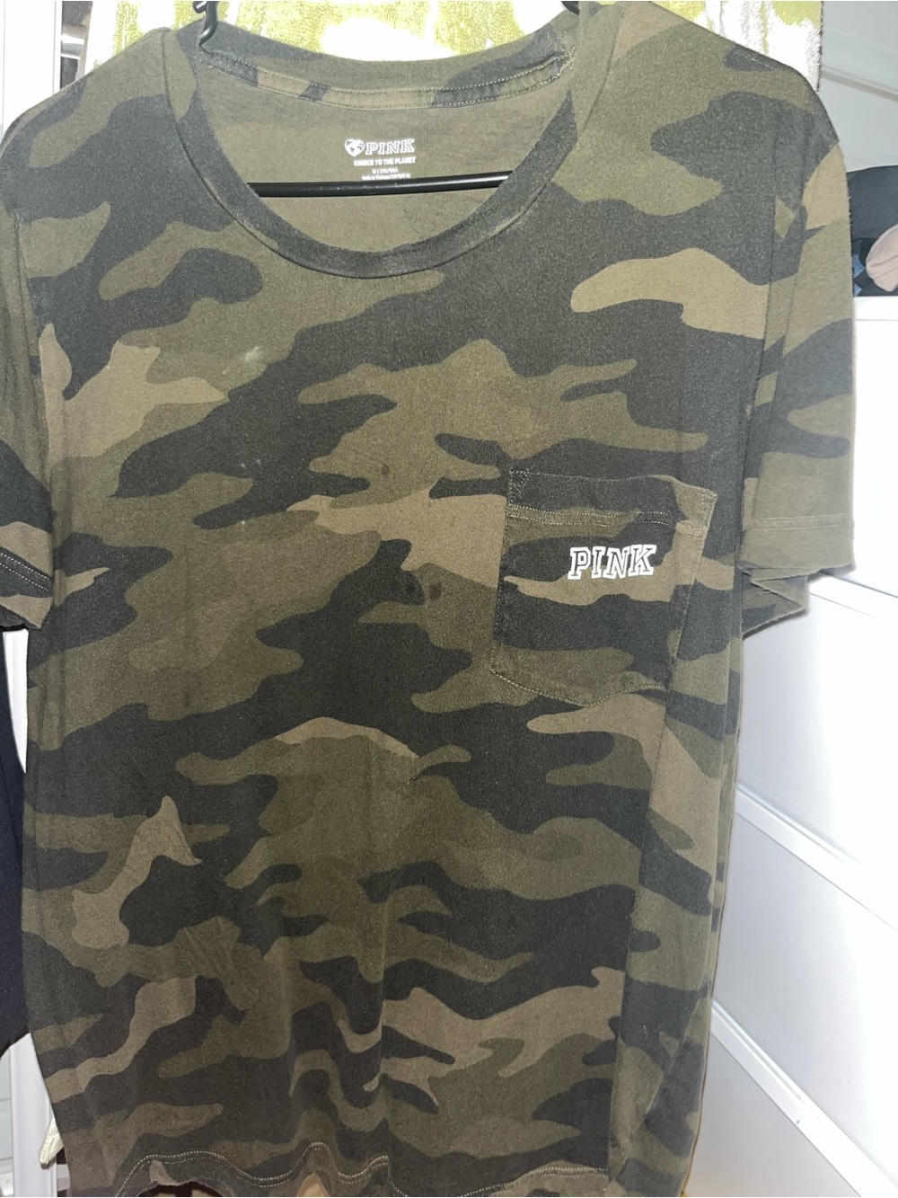 PINK Victoria's Secret Men’s Camo Pocket Tee - Olive & Black